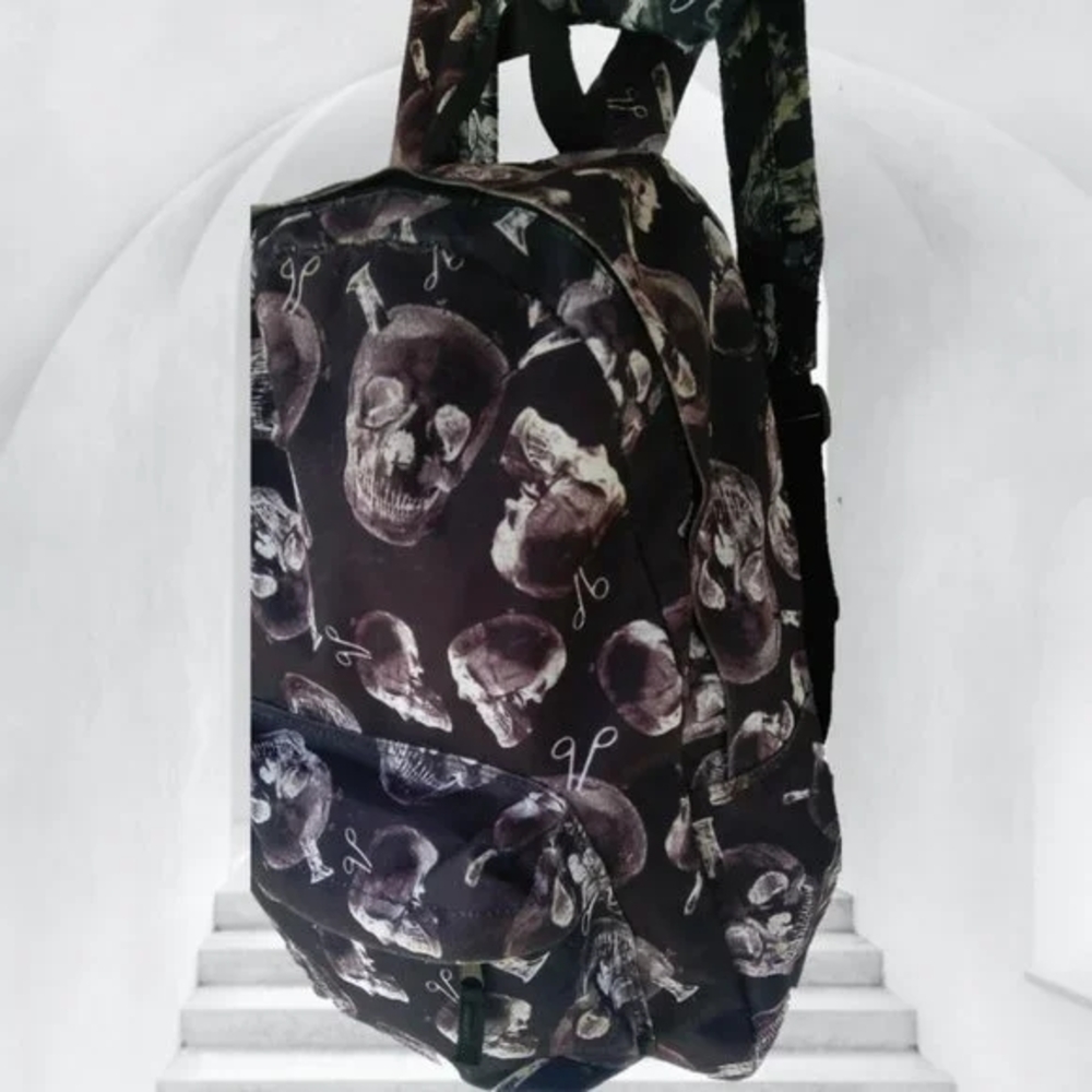 1-UV Skull Print Backpack goth halloween horror - Picture 8 of 13